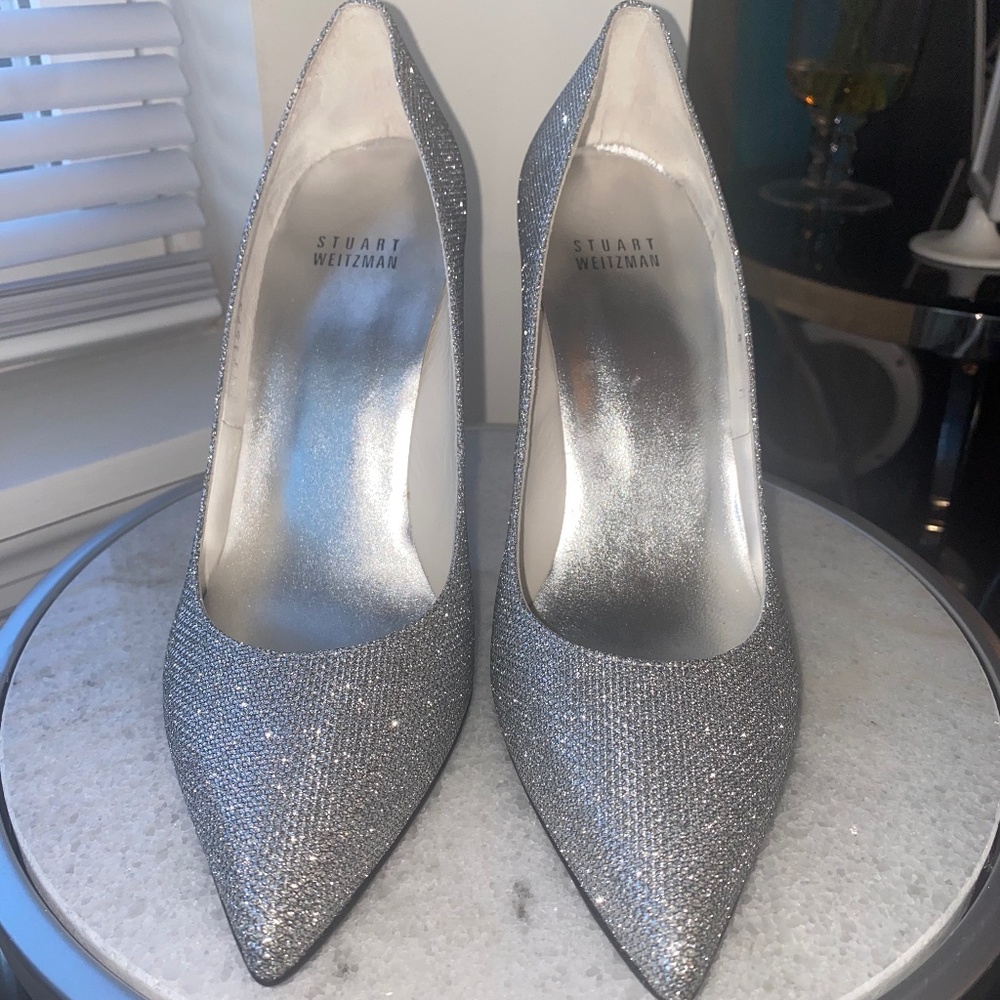 NEW Stuart Weitzman Silver Noir Nouveau Style Heel Size 8